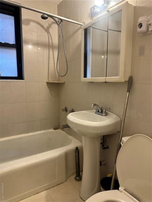 150-30 71 Avenue Fresh Meadows Flushing NY 11367