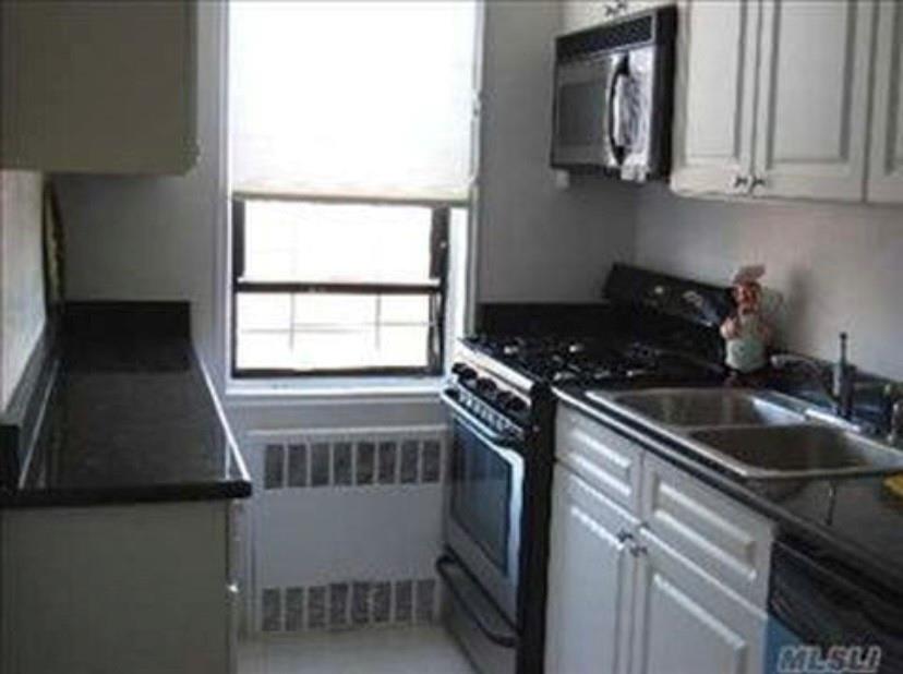 150-30 71 Avenue Fresh Meadows Flushing NY 11367