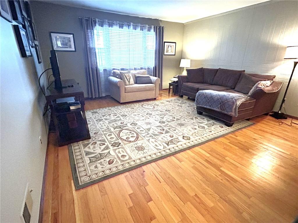 194 Justin Avenue Bay Terrace Staten Island NY 10306