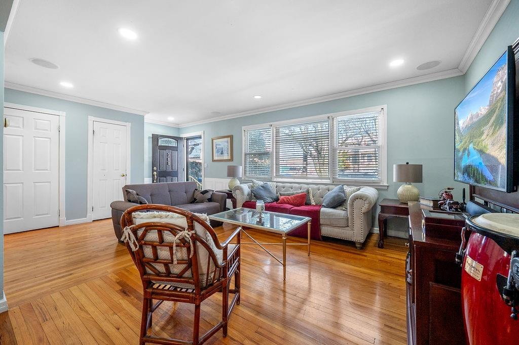 306 Buel Avenue Dongan Hills Staten Island NY 10305