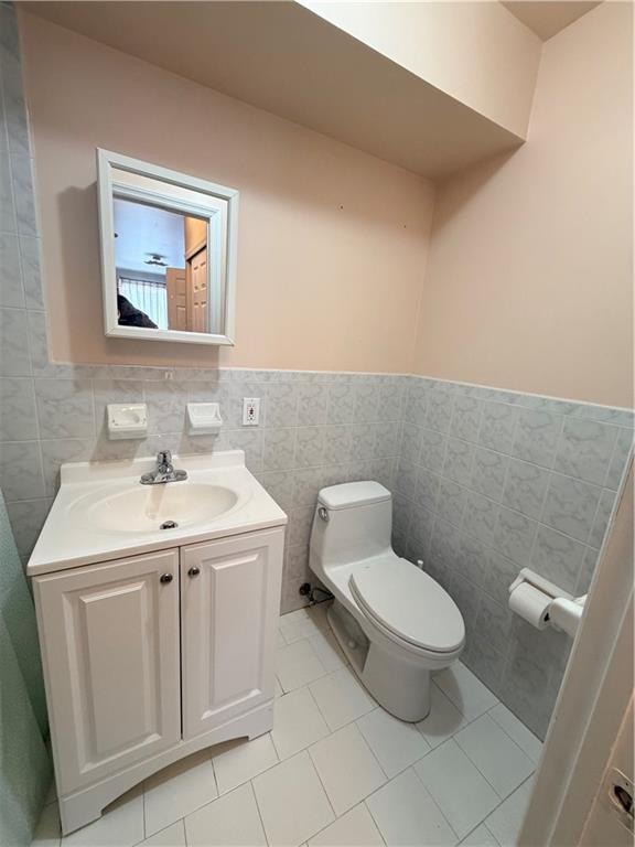 8669 Bay 16th Street Bath Beach Brooklyn NY 11214