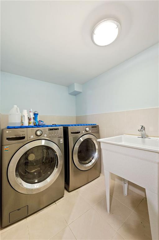 1937 East 37th Street Marine Park Brooklyn NY 11234