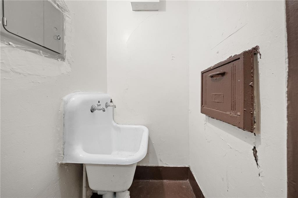 108-07 65th Road Forest Hills Forest Hills NY 11375