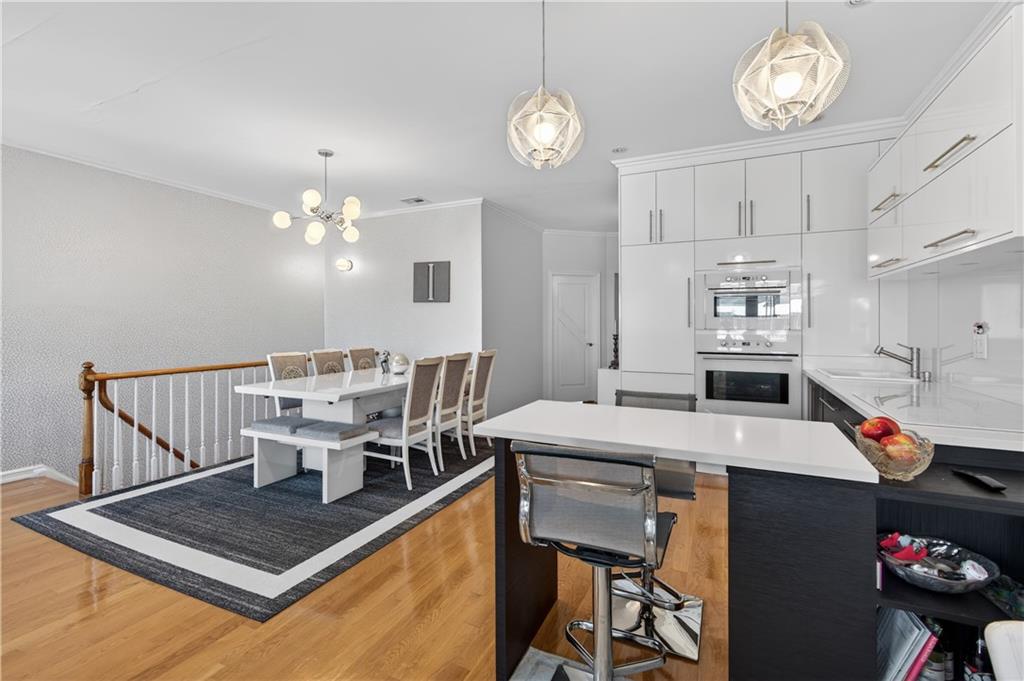 166 Pembroke Street Manhattan Beach Brooklyn NY 11235