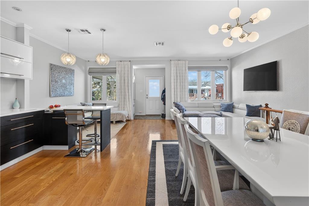 166 Pembroke Street Manhattan Beach Brooklyn NY 11235