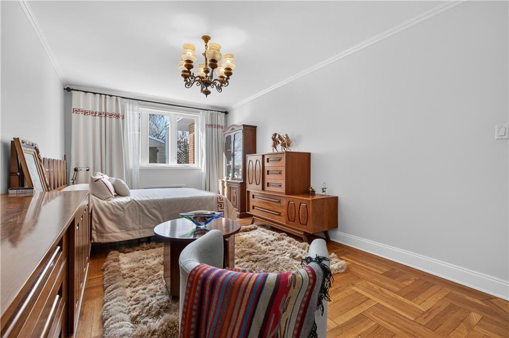 166 Pembroke Street Manhattan Beach Brooklyn NY 11235