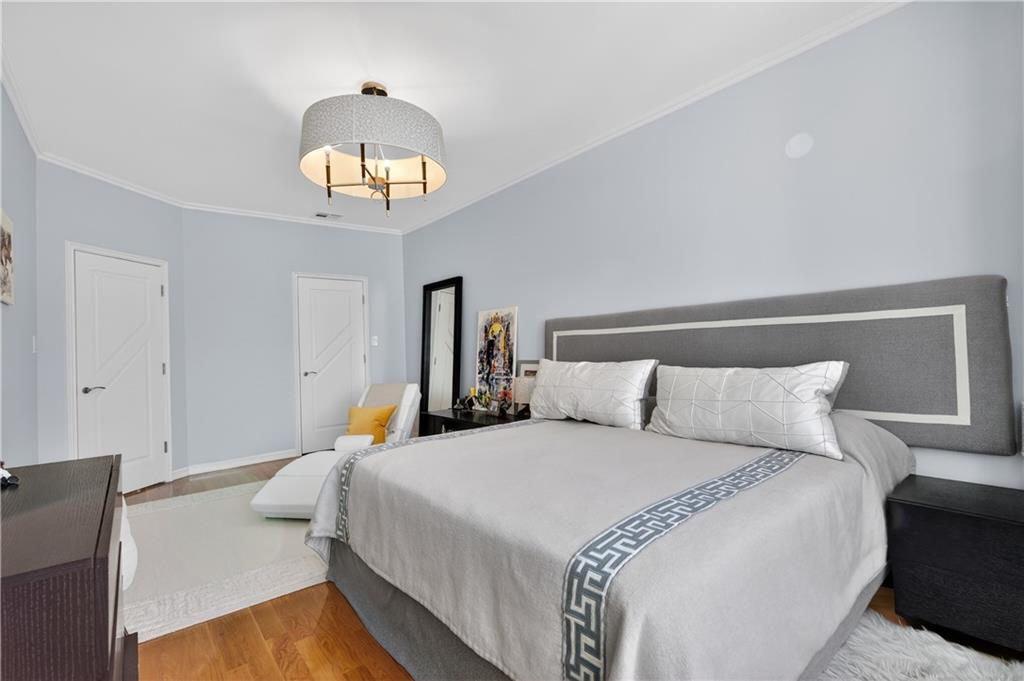 166 Pembroke Street Manhattan Beach Brooklyn NY 11235