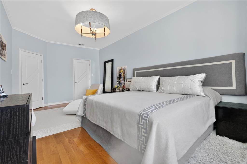 166 Pembroke Street Manhattan Beach Brooklyn NY 11235