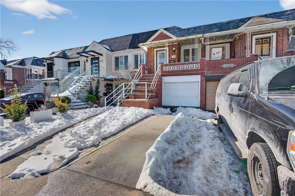 166 Pembroke Street Manhattan Beach Brooklyn NY 11235