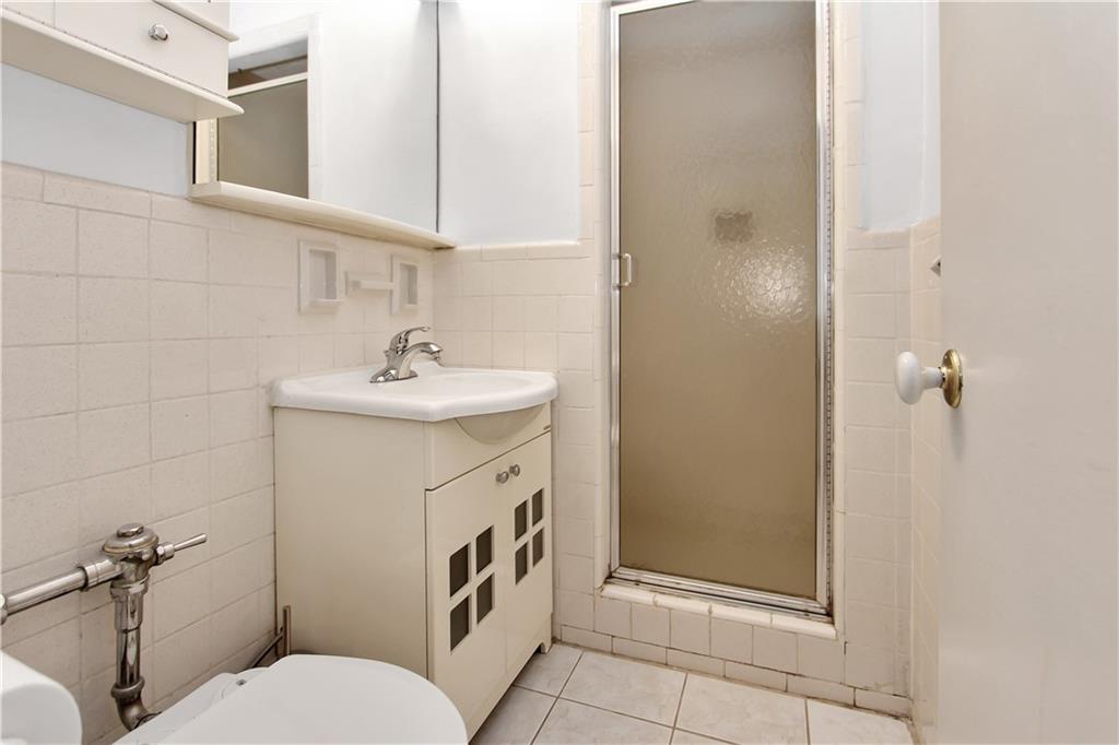 525 Ocean Parkway Kensington Brooklyn NY 11218