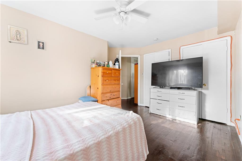 1220 Avenue Y Sheepshead Bay Brooklyn NY 11235