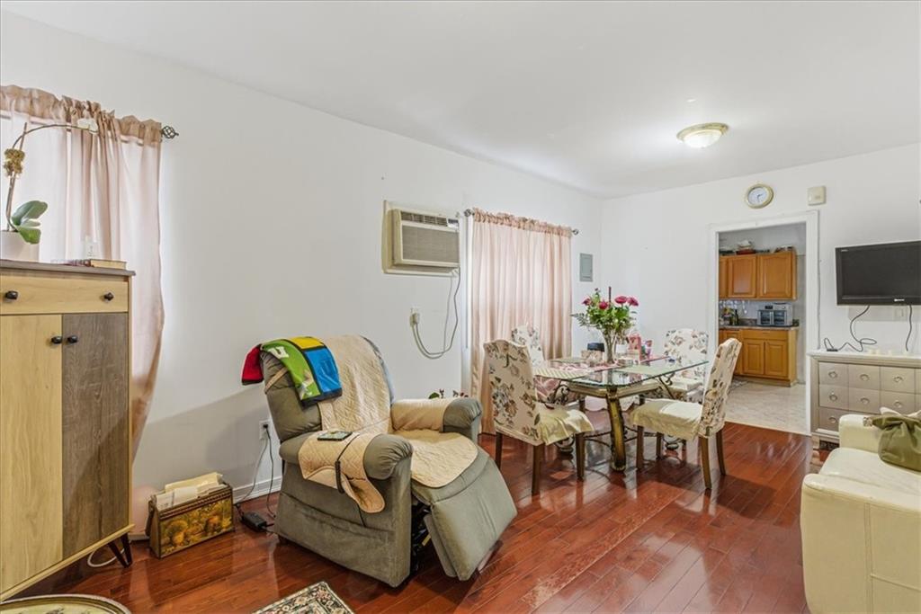 10152 102nd Street Richmond Hill Ozone Park NY 11416