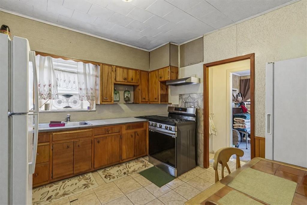 10152 102nd Street Richmond Hill Ozone Park NY 11416