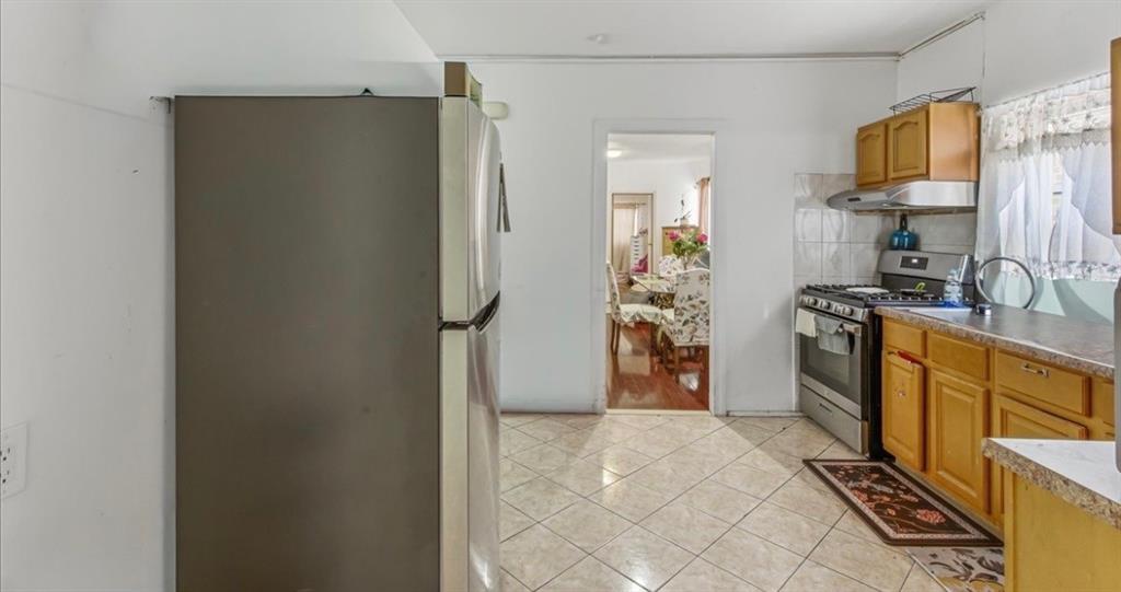 10152 102nd Street Richmond Hill Ozone Park NY 11416