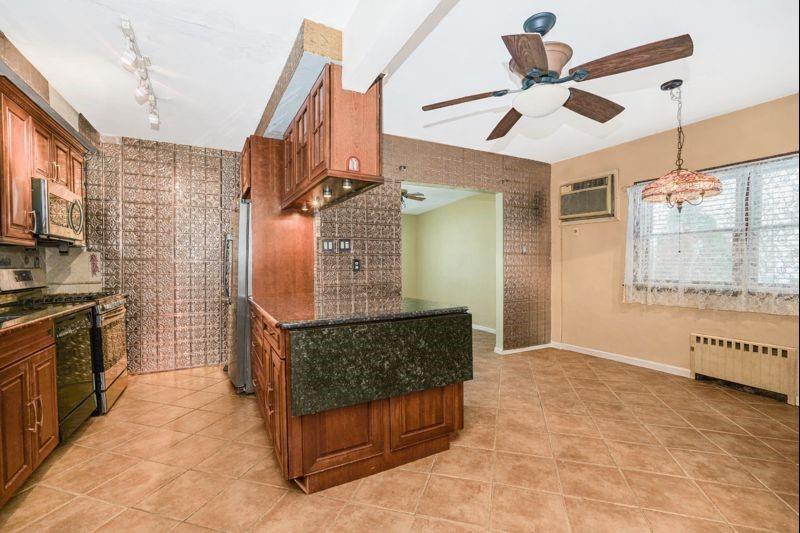 2952 Avenue P Marine Park Brooklyn NY 11229