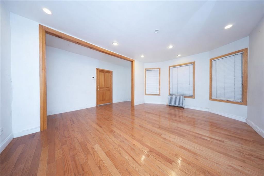 160 Bay 28th Street Bath Beach Brooklyn NY 11214