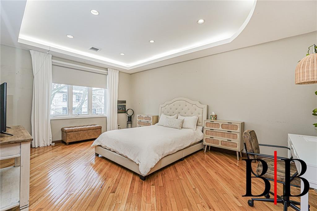 73 Barlow Drive Mill Basin Brooklyn NY 11234