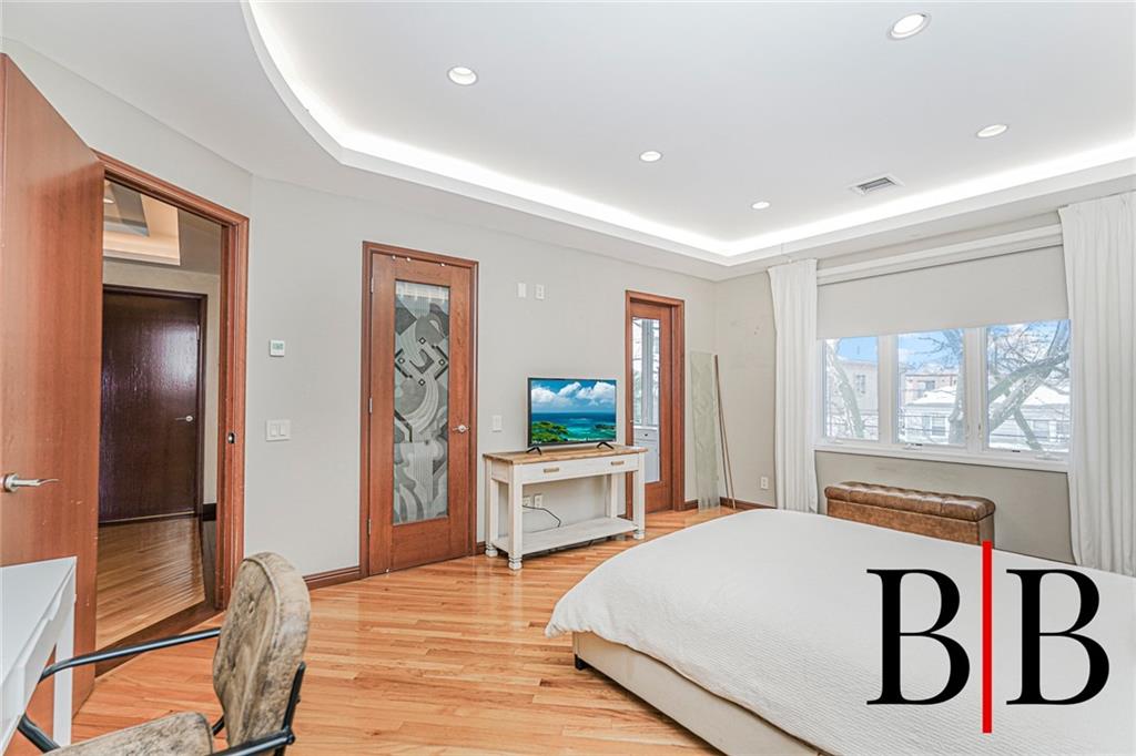 73 Barlow Drive Mill Basin Brooklyn NY 11234