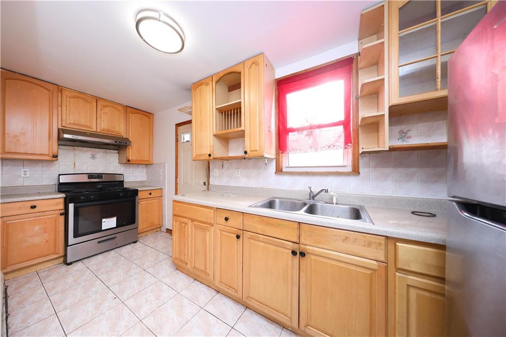 822 72nd Street Dyker Heights Brooklyn NY 11228