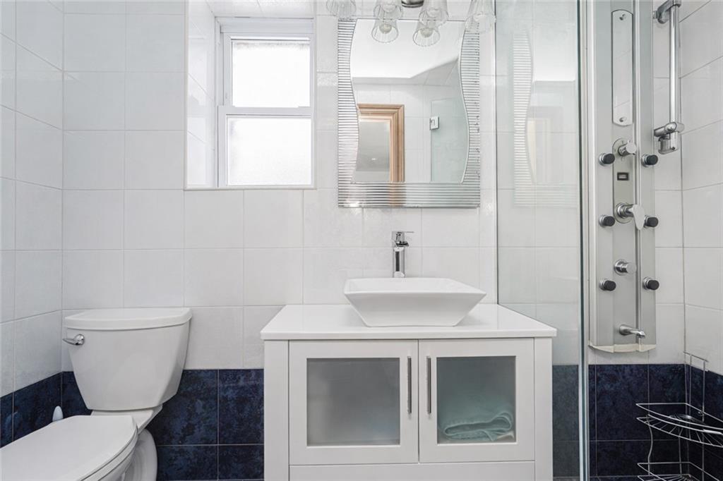 95 Woodlawn Avenue Grasmere Staten Island NY 10305