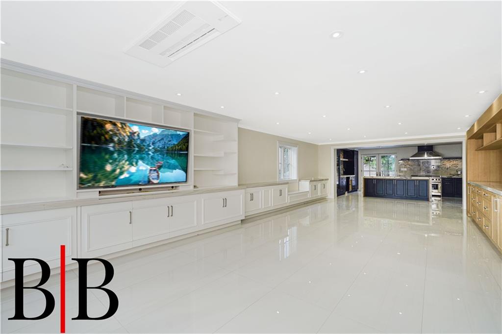 82 Piedmont Avenue Richmond Town Staten Island NY 10305