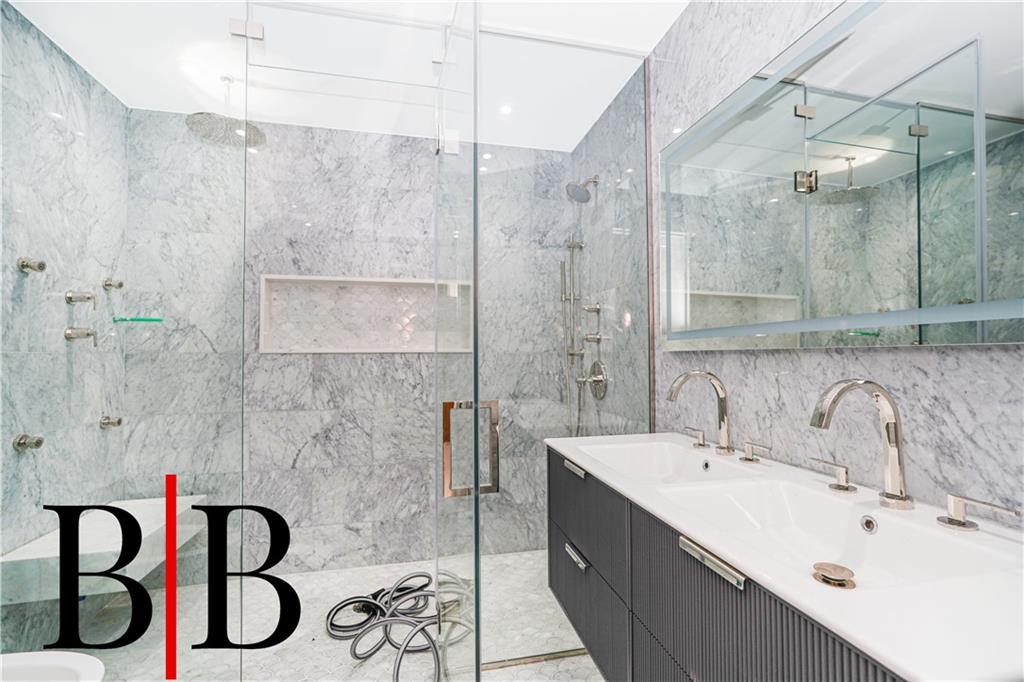 82 Piedmont Avenue Richmond Town Staten Island NY 10305