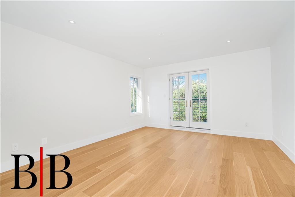 82 Piedmont Avenue Richmond Town Staten Island NY 10305