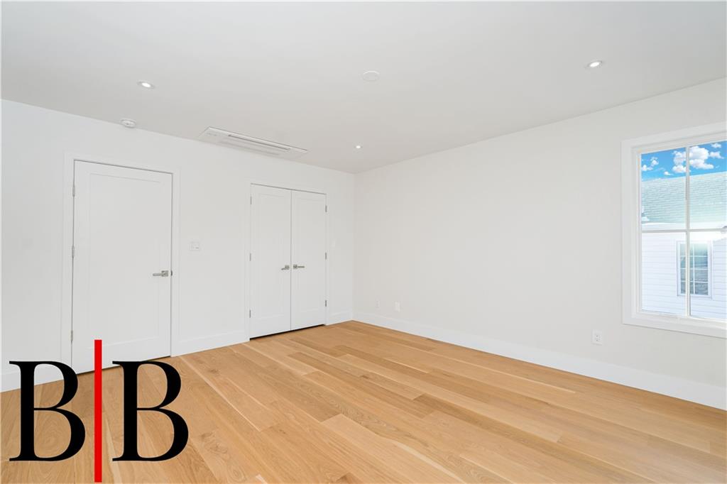 82 Piedmont Avenue Richmond Town Staten Island NY 10305