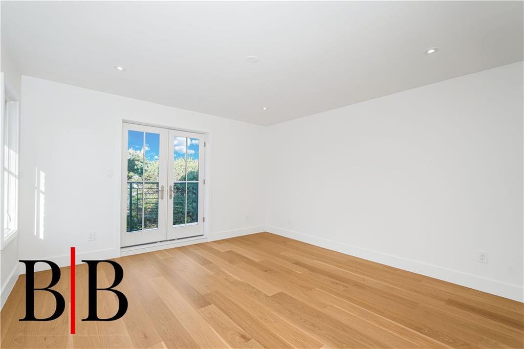 82 Piedmont Avenue Richmond Town Staten Island NY 10305