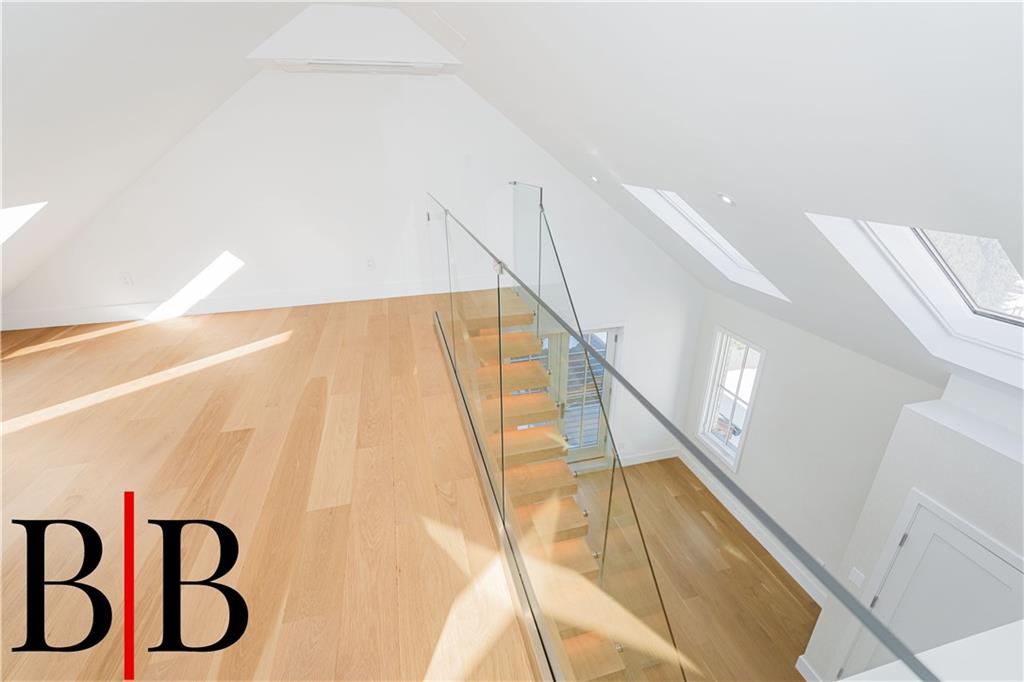 82 Piedmont Avenue Richmond Town Staten Island NY 10305