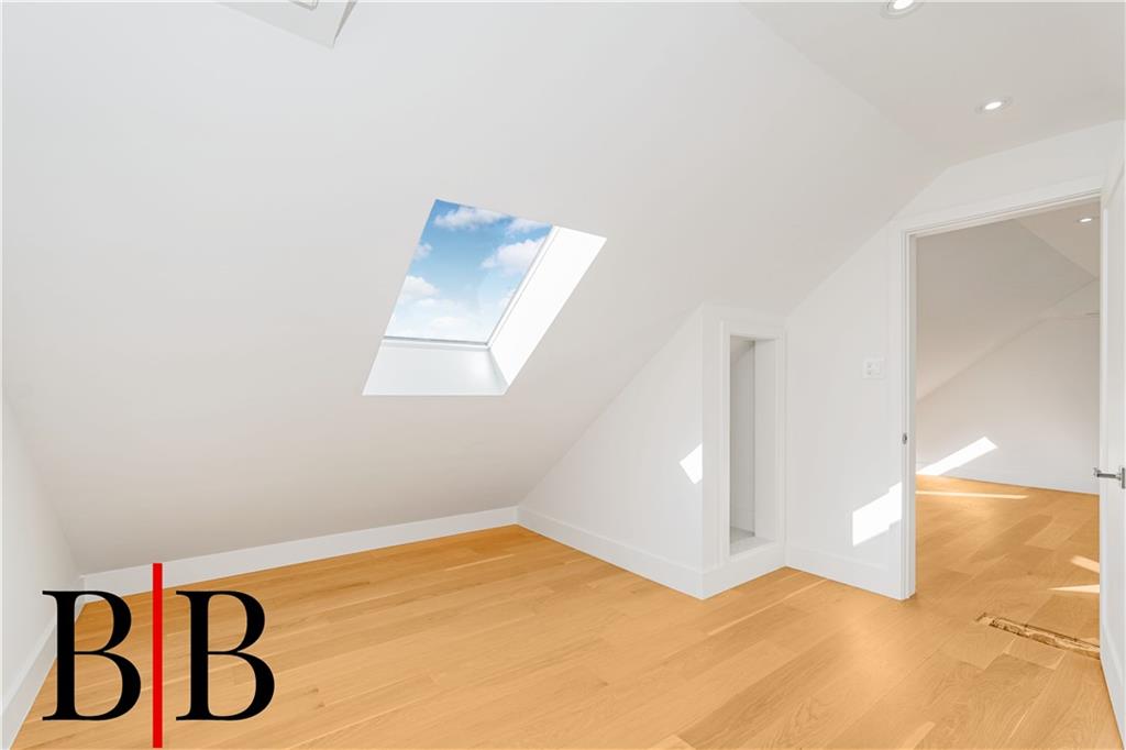 82 Piedmont Avenue Richmond Town Staten Island NY 10305