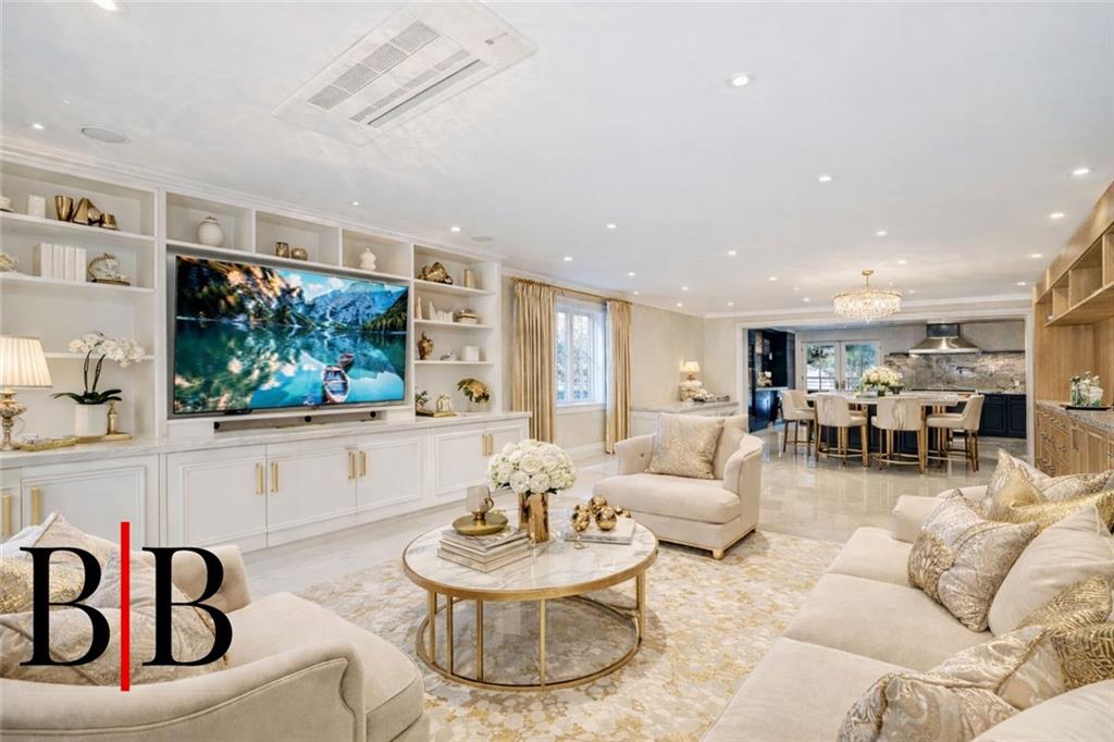 82 Piedmont Avenue Richmond Town Staten Island NY 10305