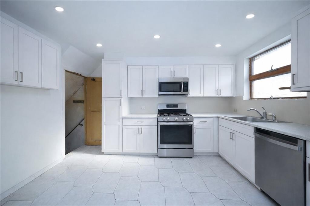 1593 Independence Avenue Dyker Heights Brooklyn NY 11228