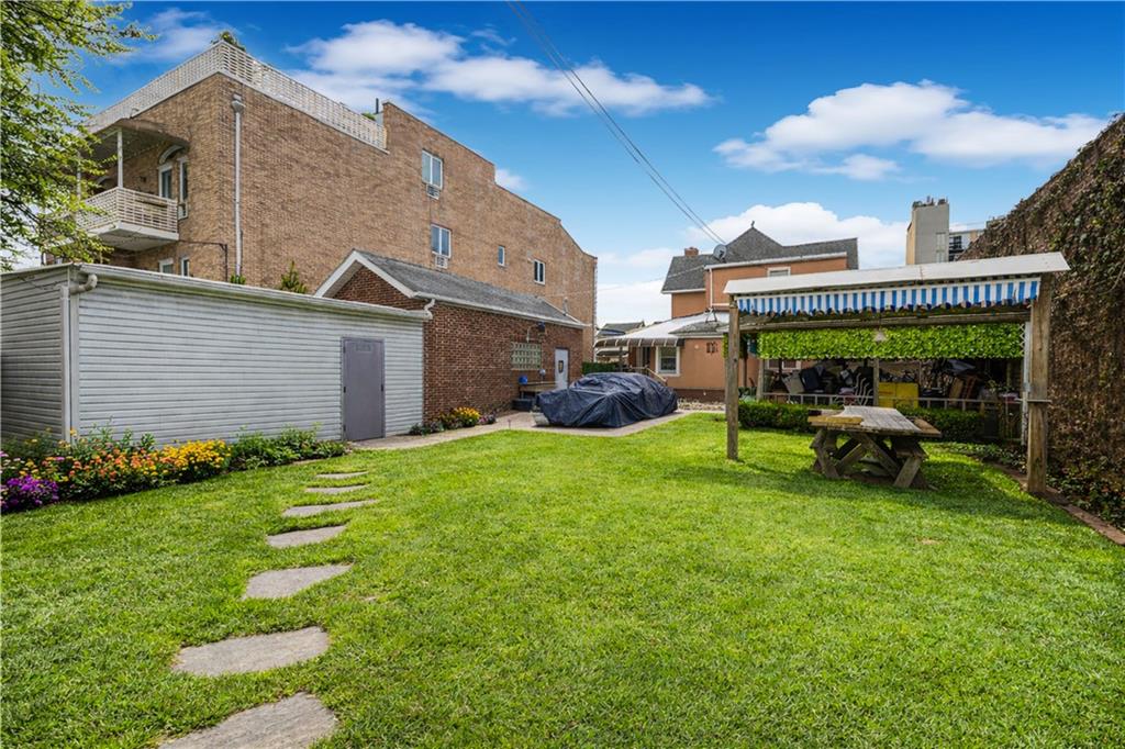 15 Van Sicklen Street Gravesend Brooklyn NY 11223