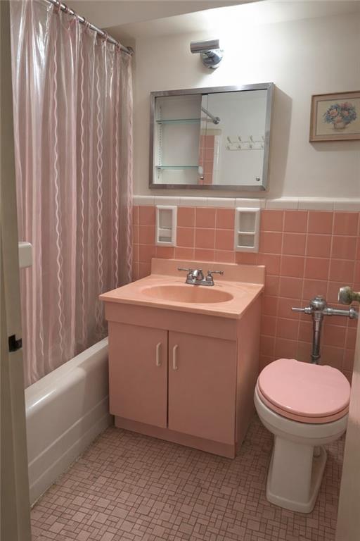 2600 East 21st Street Sheepshead Bay Brooklyn NY 11235