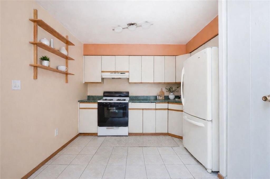 2817 East 26th Street Sheepshead Bay Brooklyn NY 11235