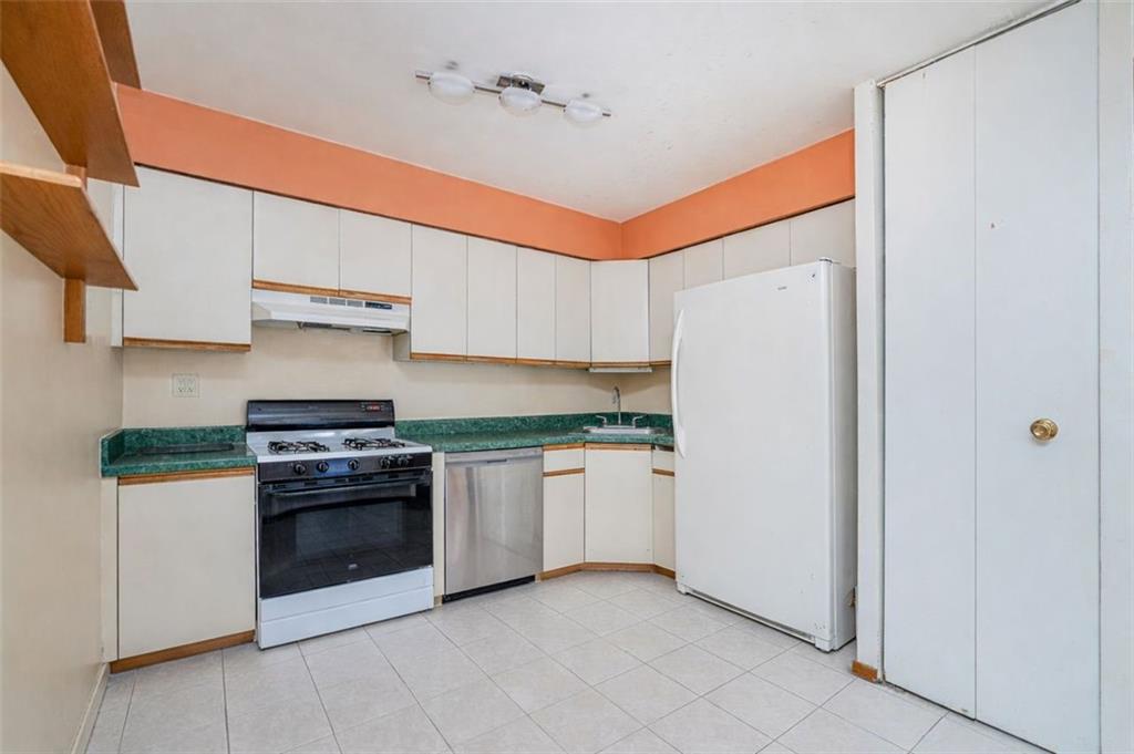 2817 East 26th Street Sheepshead Bay Brooklyn NY 11235