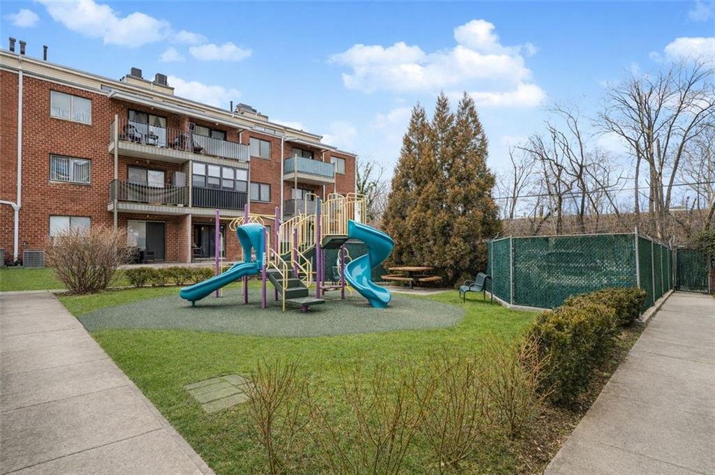 2817 East 26th Street Sheepshead Bay Brooklyn NY 11235