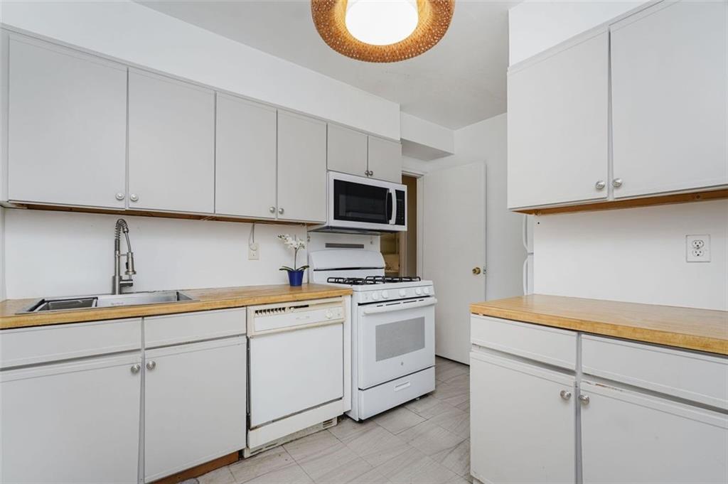 2785 Ocean Parkway Gravesend Brooklyn NY 11235