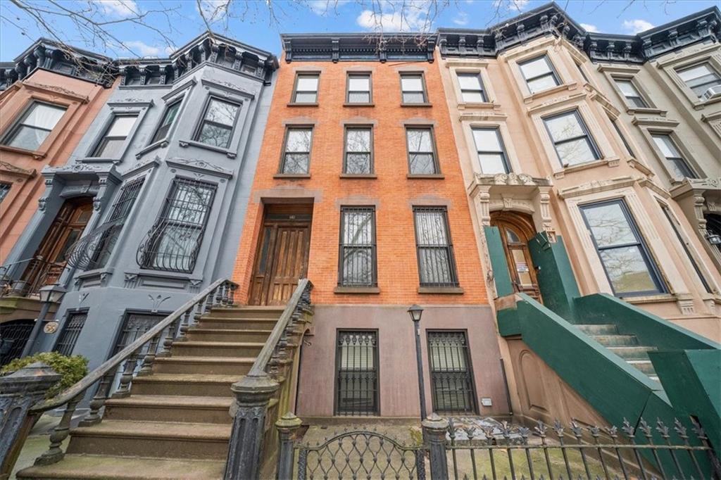 54 Berkeley Place Park Slope Brooklyn NY 11217