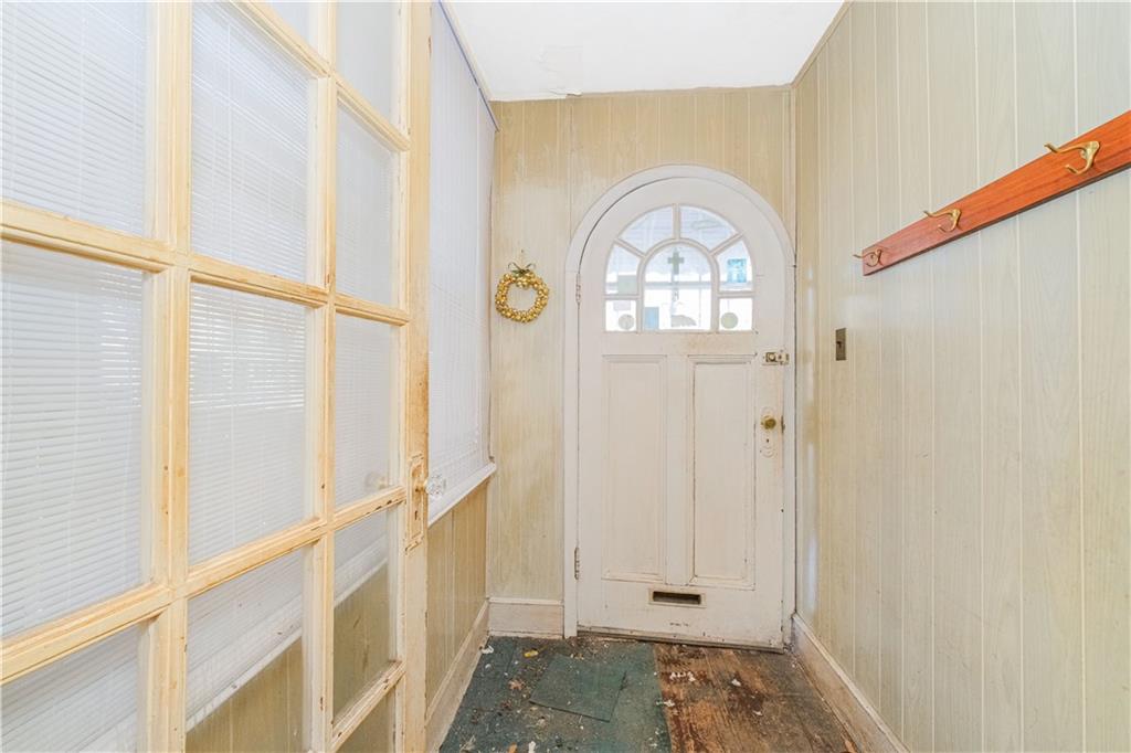 6252 80th Road Glendale Glendale NY 11385