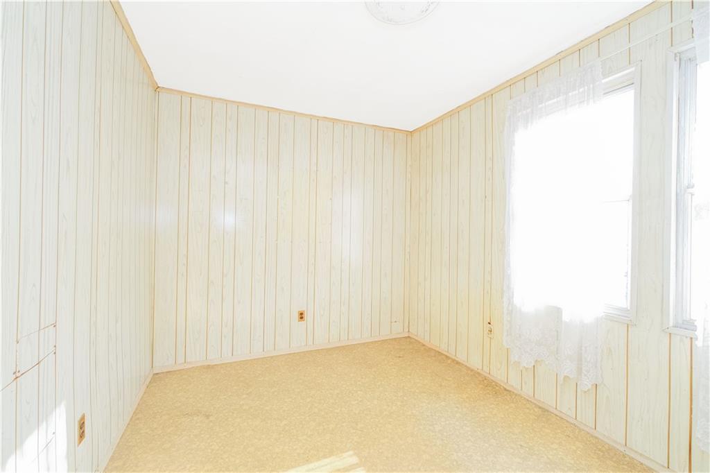 6252 80th Road Glendale Glendale NY 11385