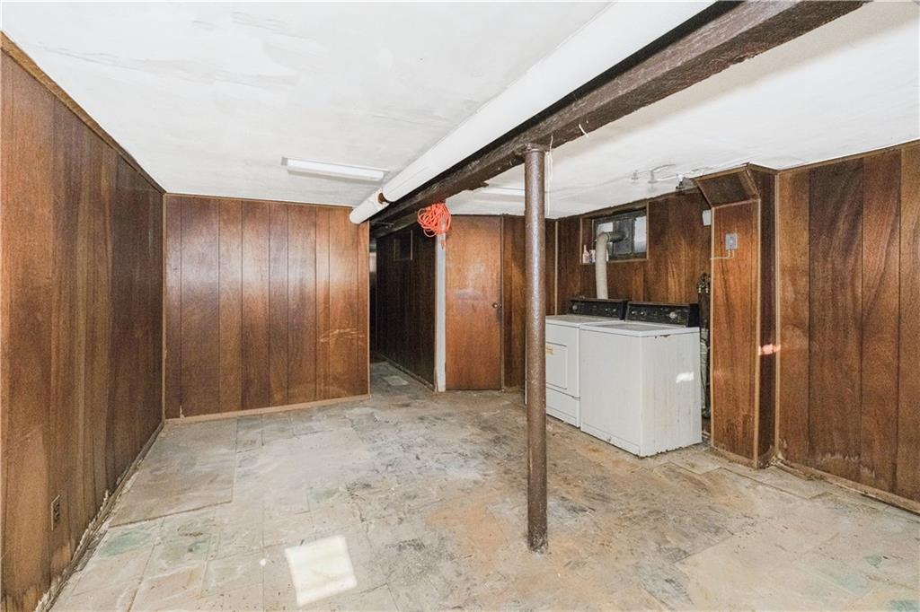 6252 80th Road Glendale Glendale NY 11385