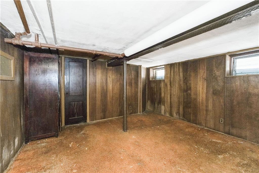 6252 80th Road Glendale Glendale NY 11385