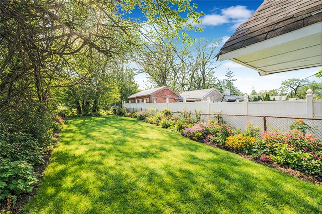 6252 80th Road Glendale Glendale NY 11385