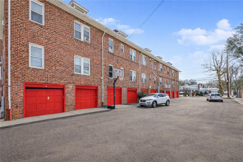 53 Grant Place Grant City Staten Island NY 10306