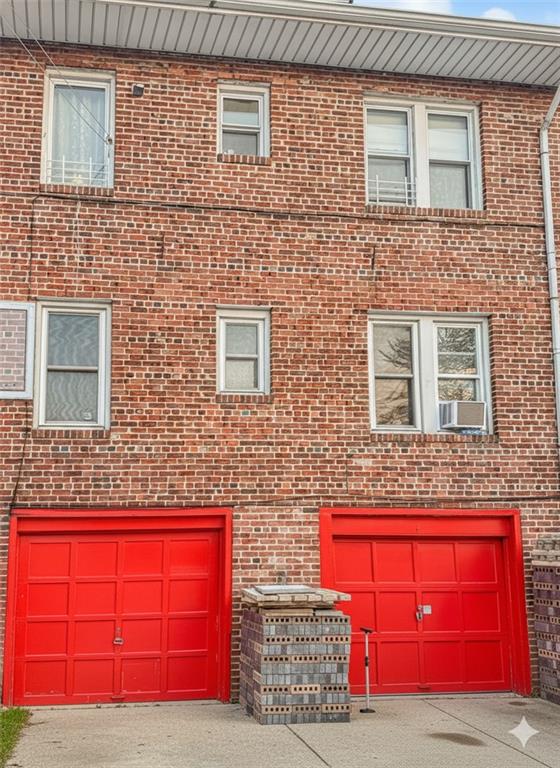 53 Grant Place Grant City Staten Island NY 10306