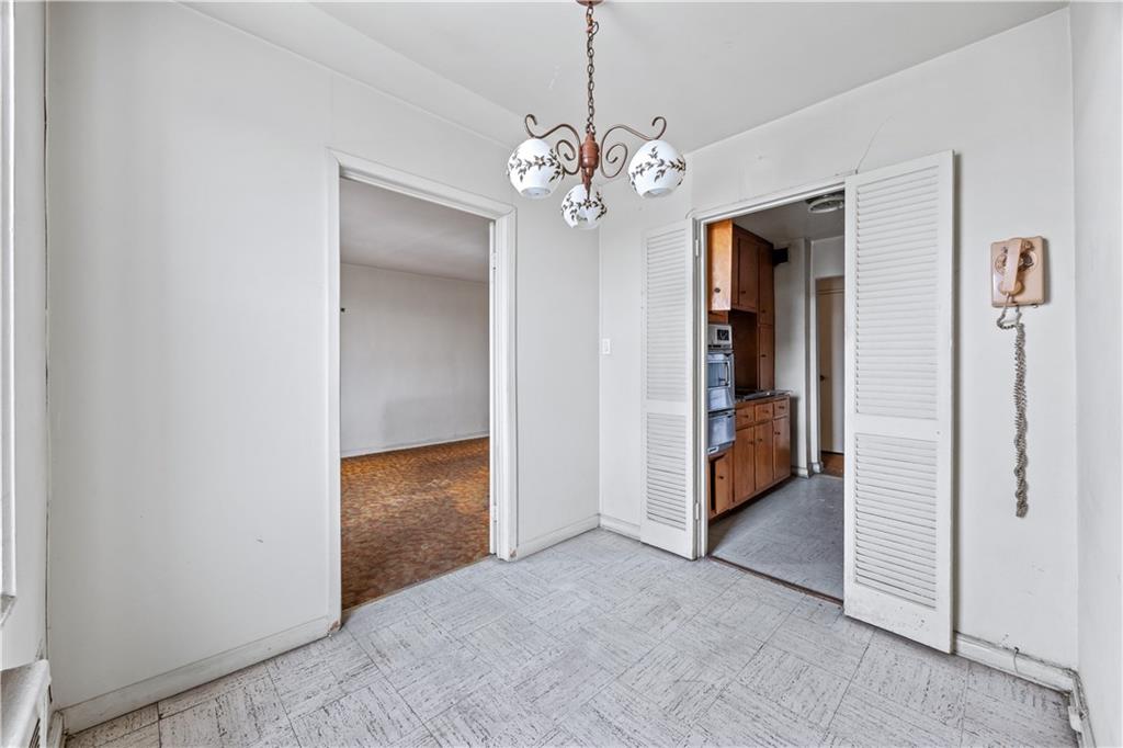 2580 Ocean Parkway Gravesend Brooklyn NY 11235