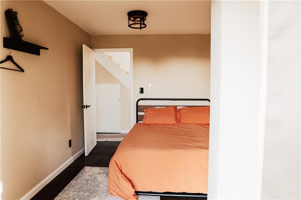 24 Valell Path Out of NYC Livingston Manr NY 12758