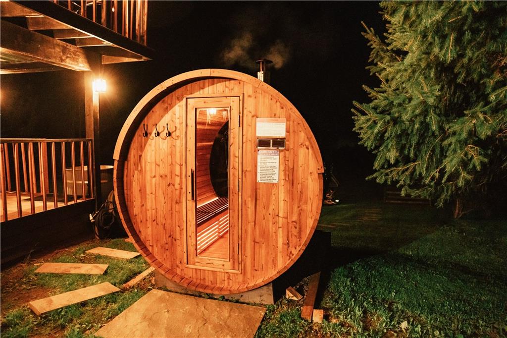 24 Valell Path Out of NYC Livingston Manr NY 12758